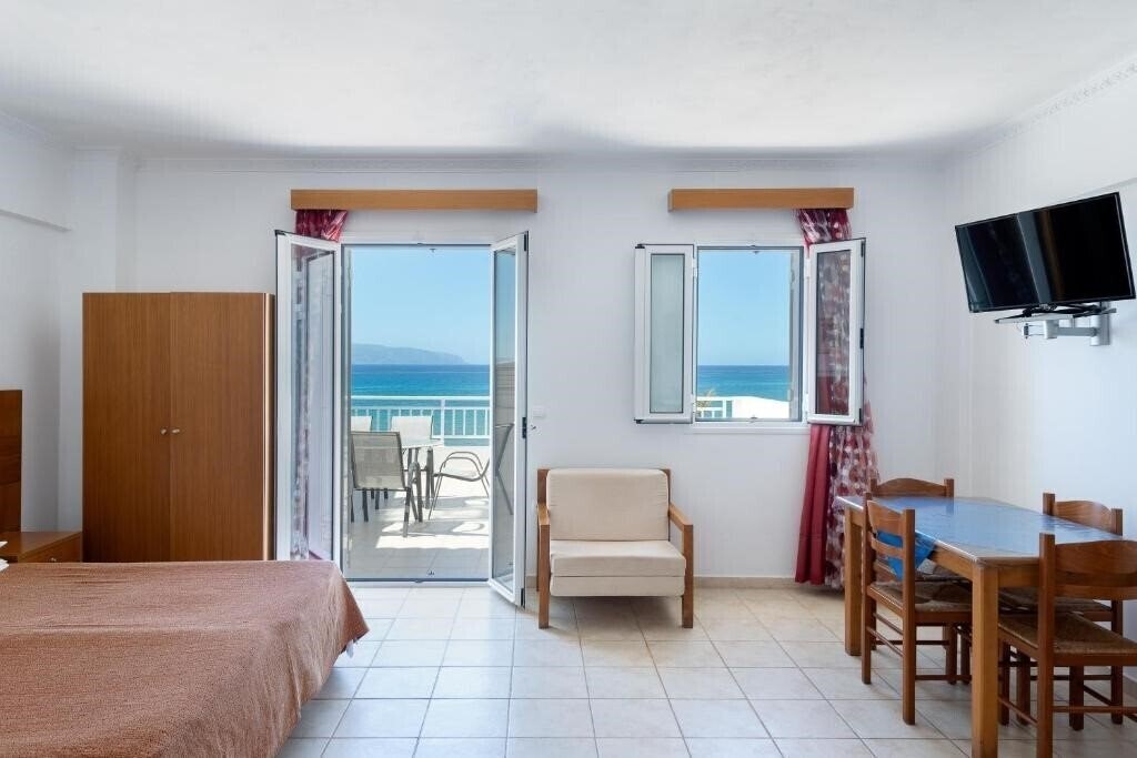 Изображение Marina Bay Hotel (Skala) 3*