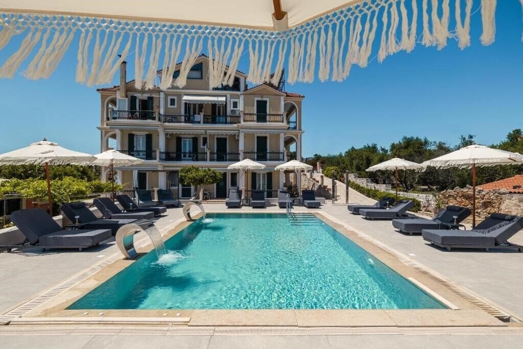 Отель Remenata 3*