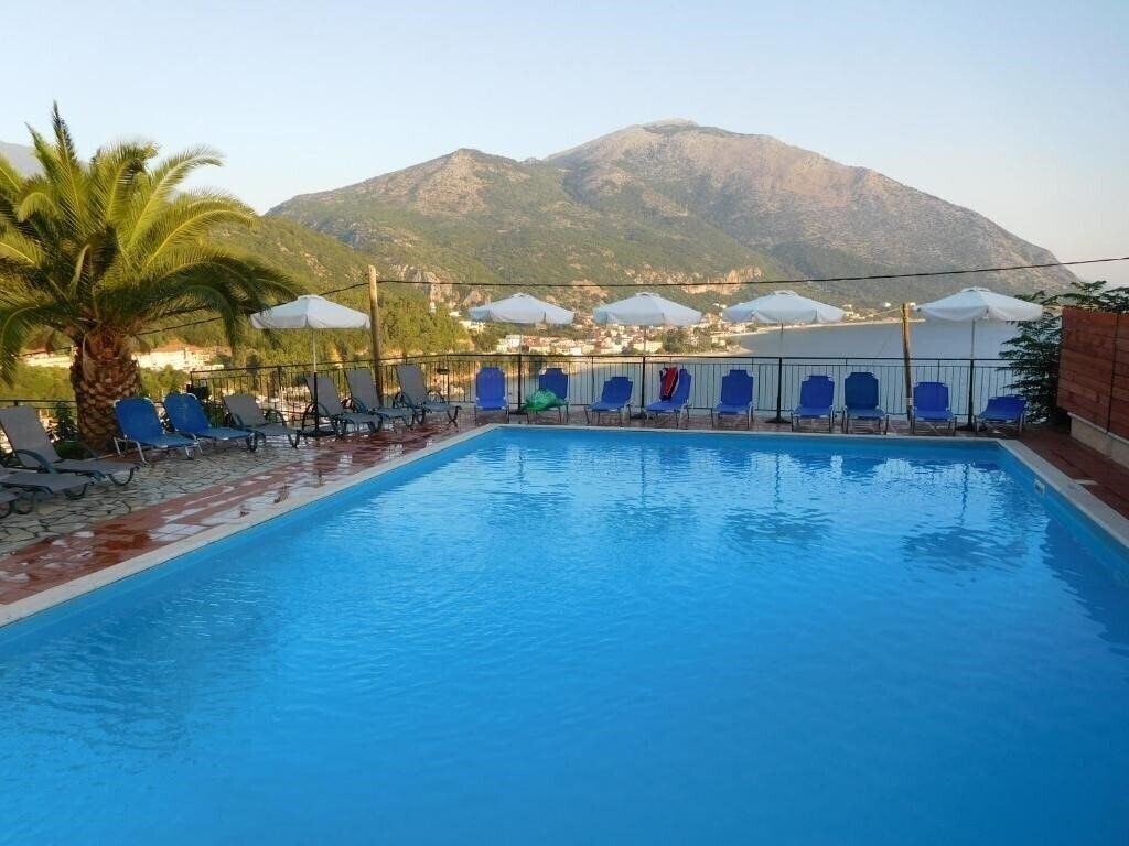 Отель Oceanis Hotel (Poros) 3*
