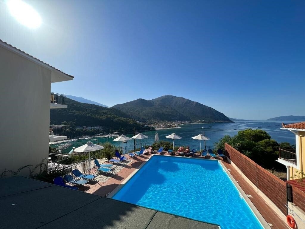 Фотография Oceanis Hotel (Poros) 3*