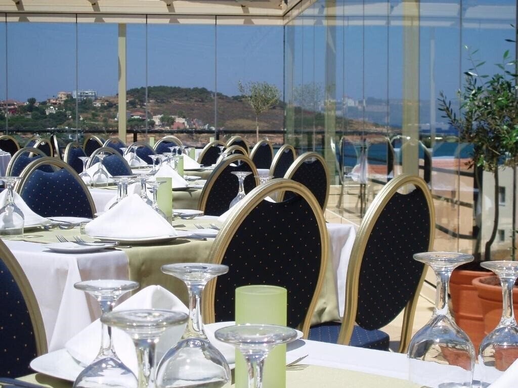 Фотография Sea View Resort & SPA Hios 4*