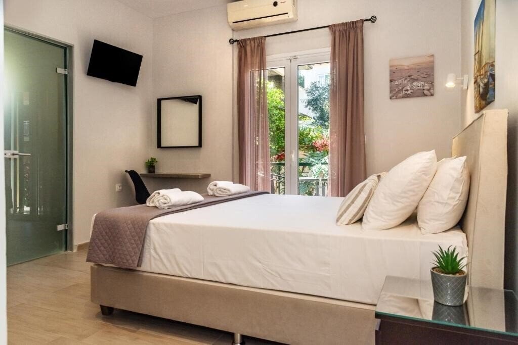 Картинка Maria Olga & Annex Studios 2*