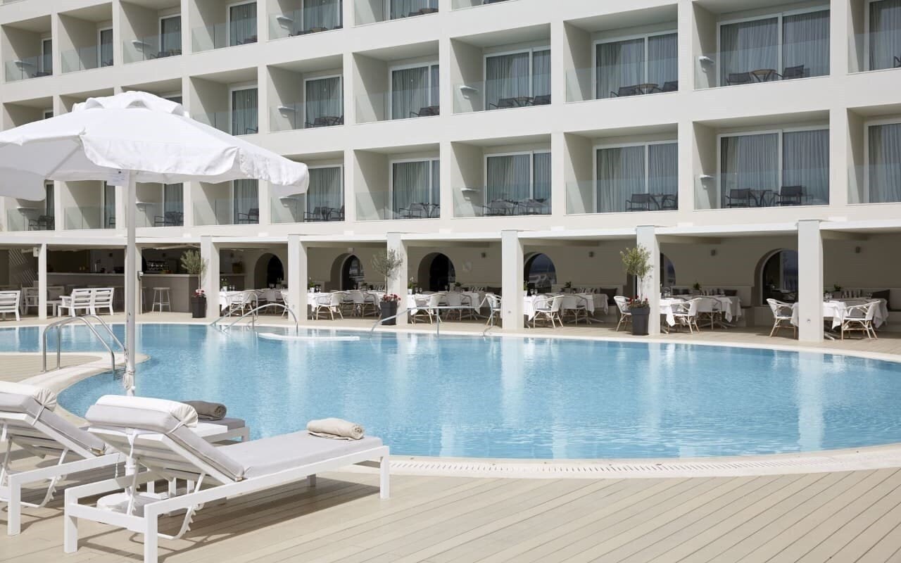 Отель Mayor La Grotta Verde Grand Resort 5*