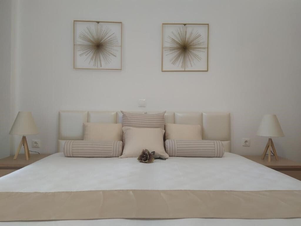 Картинка Aronis Apartments апартаменты