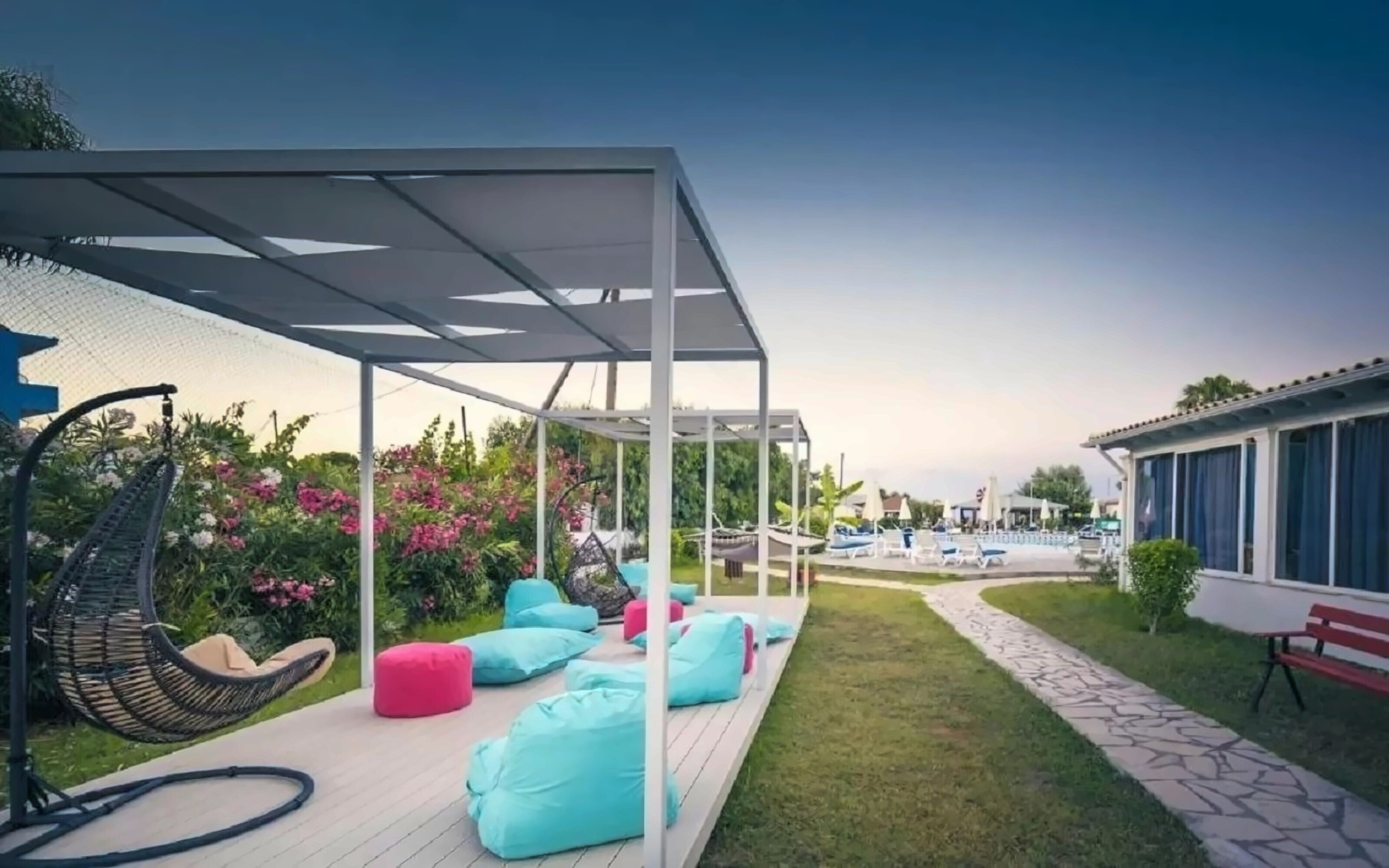 Картинка Albatros Hotel (Moraitika) (ex. Cooee Albatros) 3*