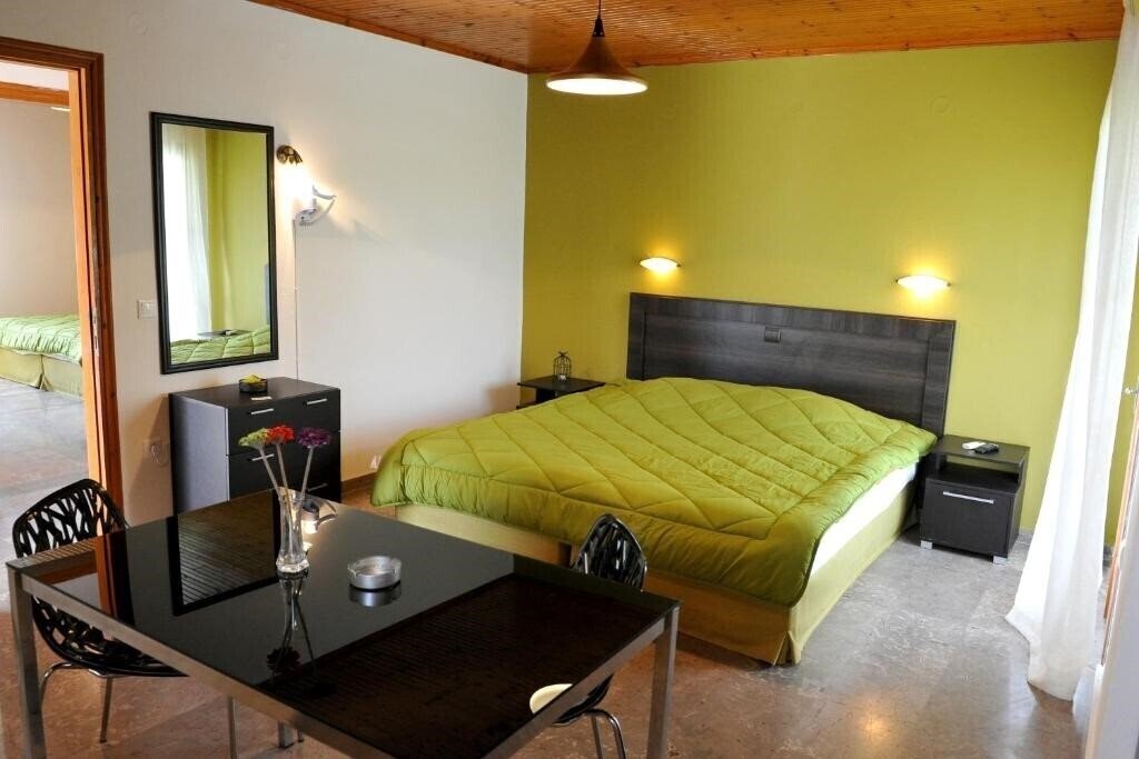 Фотография Anna Apartments 2*