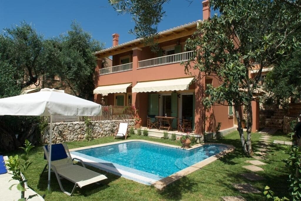 Отель La Riviera Barbati Seaside Apartments 4*