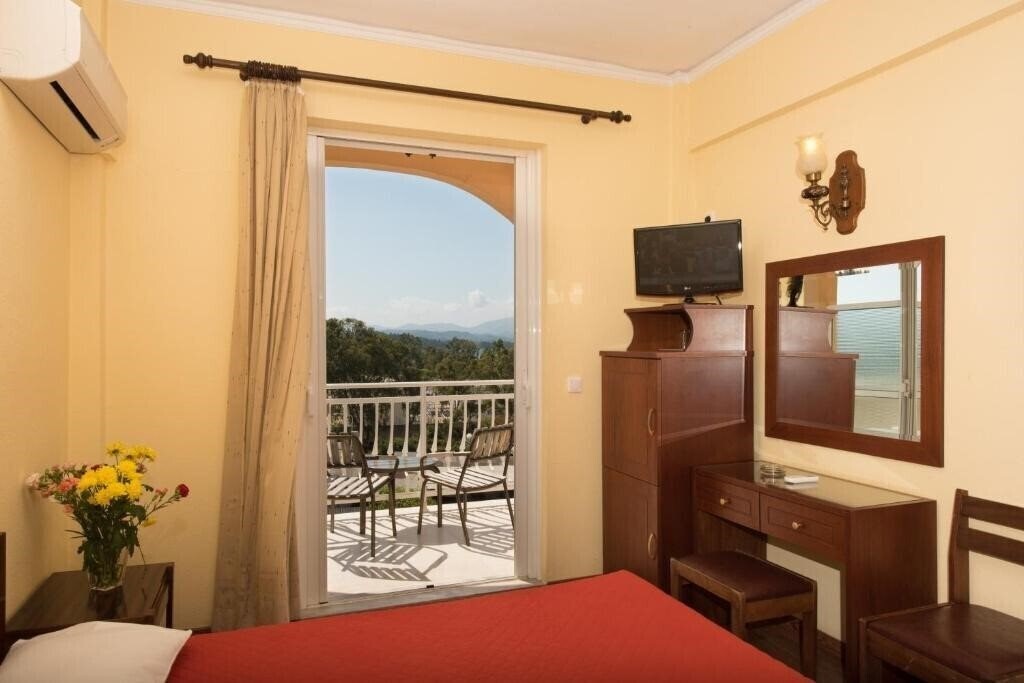Картинка Sunset Hotel Corfu 3*