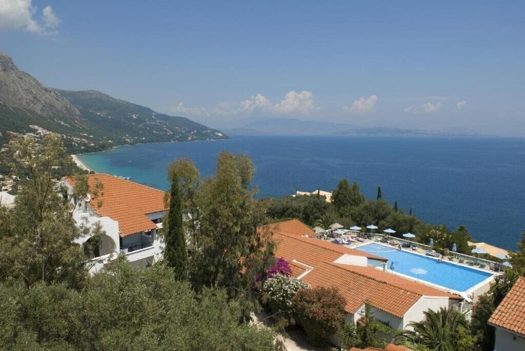 Отель Nautilos Hotel 2*