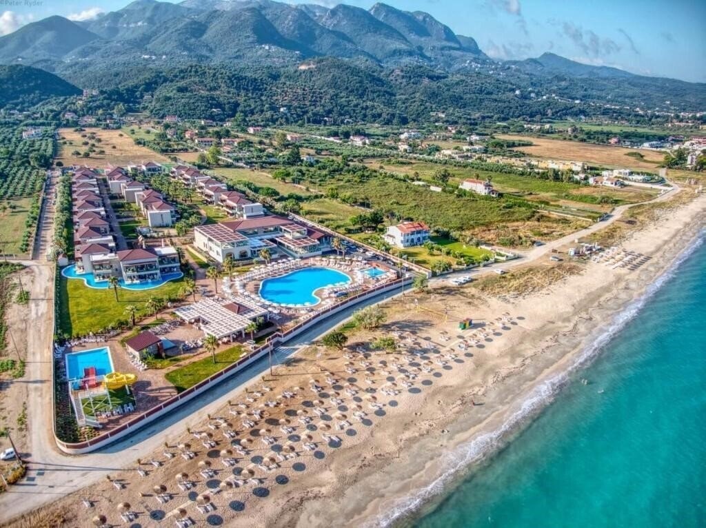 Фото Almyros Beach Resort & SPA 5*