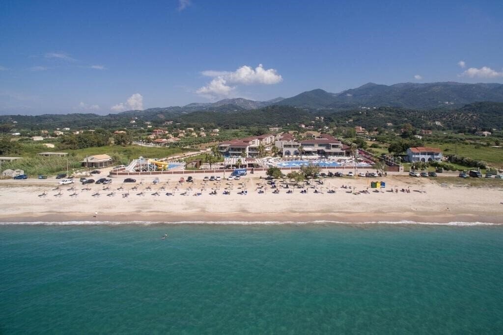 Фотография Almyros Beach Resort & SPA 5*