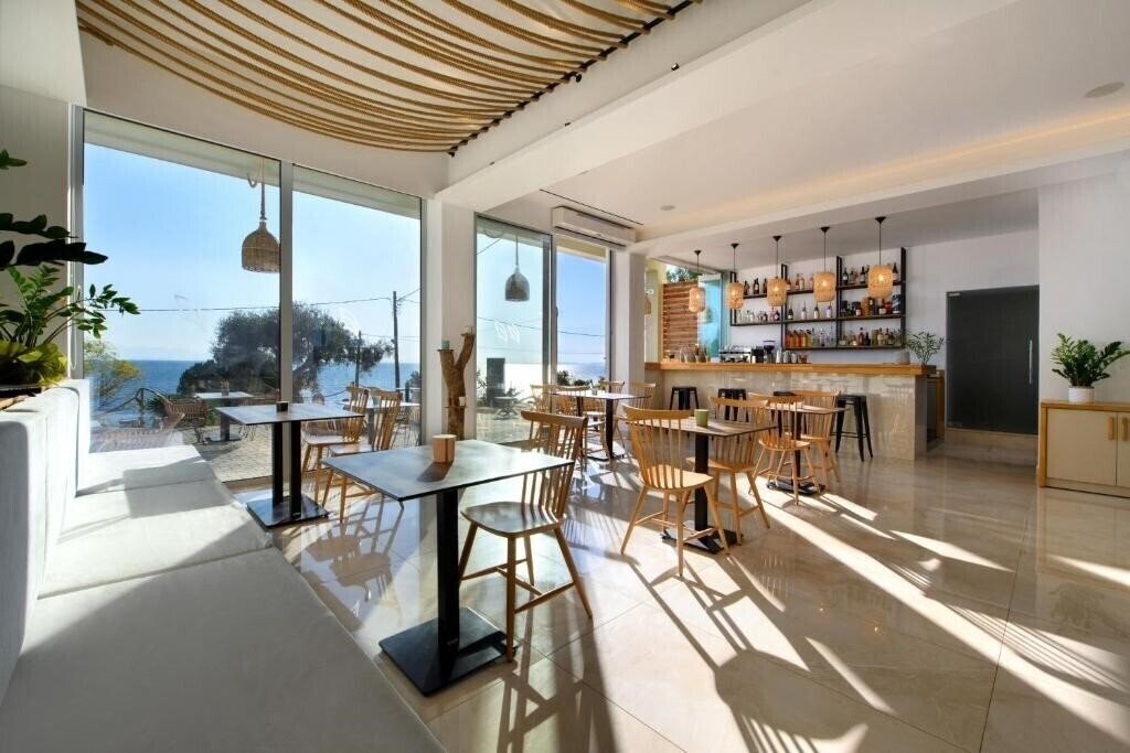 Изображение Eleals 4*