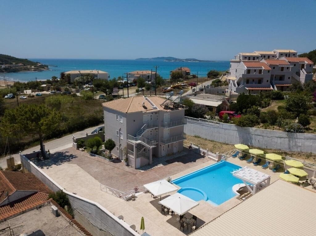 Изображение Kouros Apartments & Studios 4*
