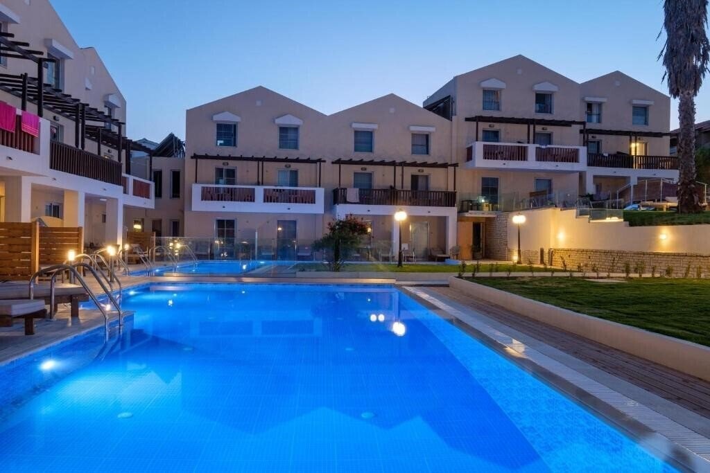 Изображение Akron Seascape 4*