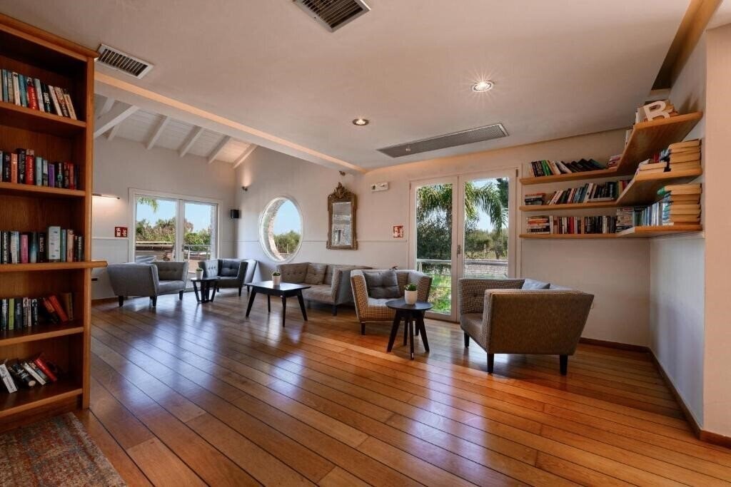 Фотография Restia Suites 5*