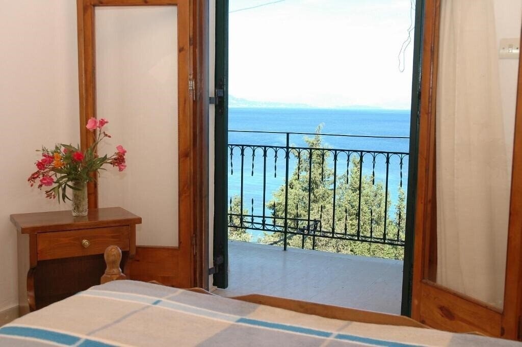 Изображение Andreas Studios 2*