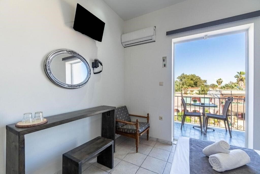 Фотография Angela Hotel 2*