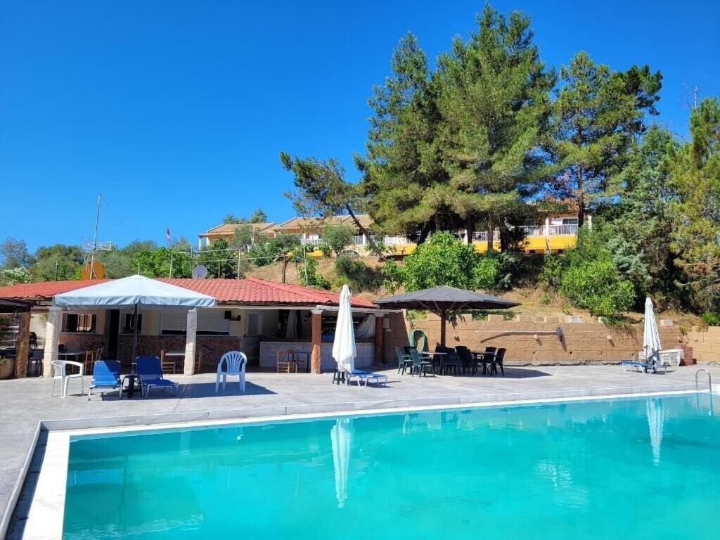 Изображение Gardenos Hotel 3*