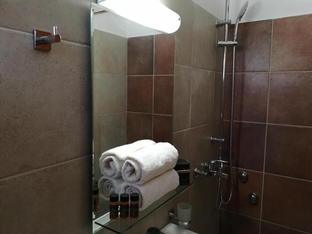 Картинка Roza's Home and Studios 1*