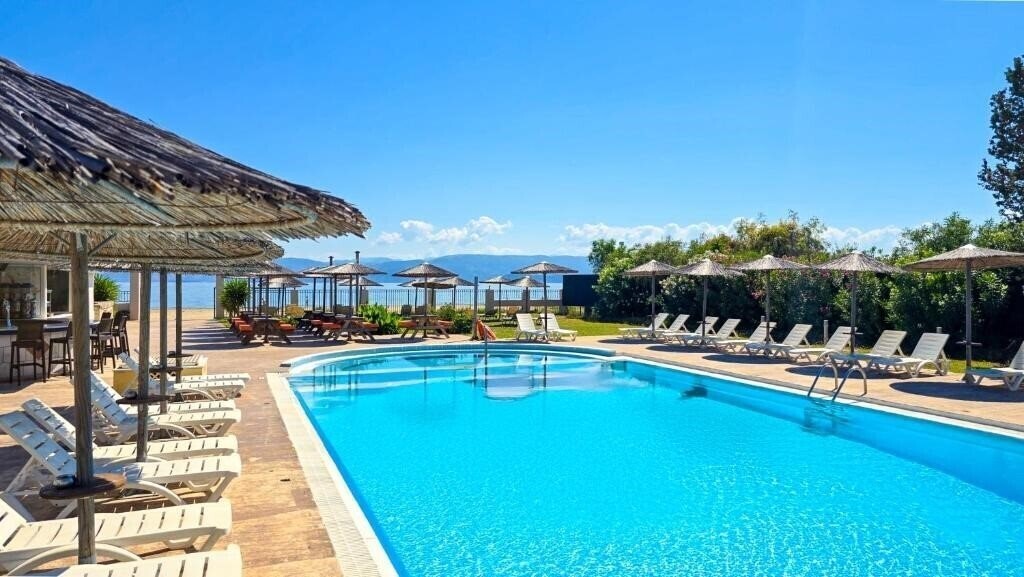 Фото Koulouris Beach 2*