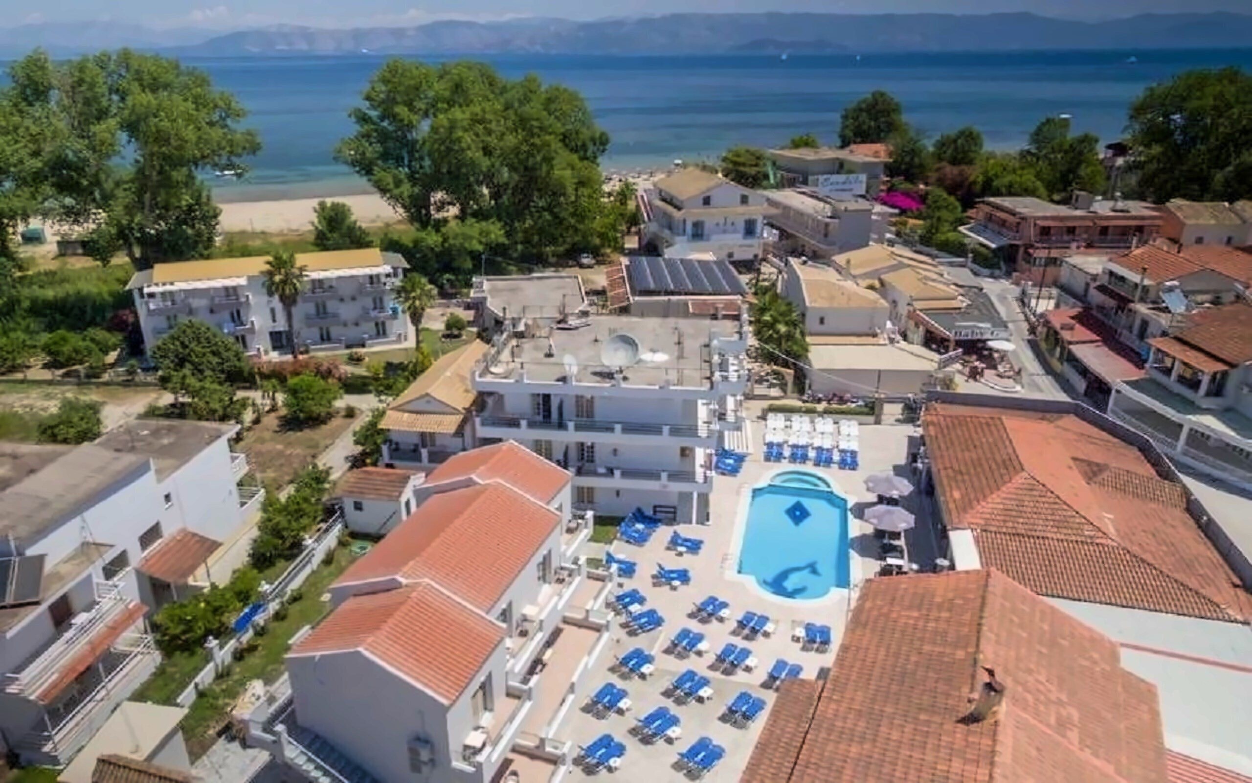 Отель The Barn Resort 2*