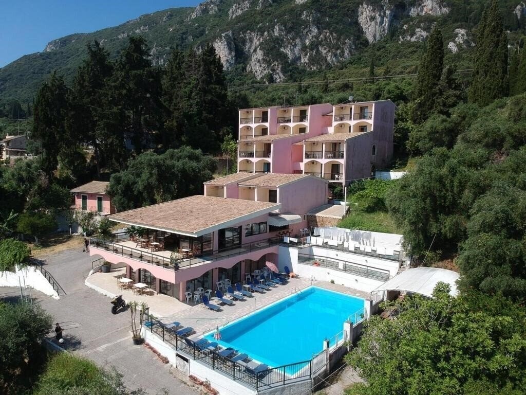Отель Siora Leni Hotel 2*