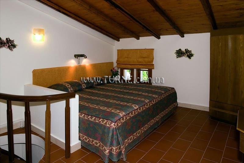 Отель Corfu Club Aparthotel 3*