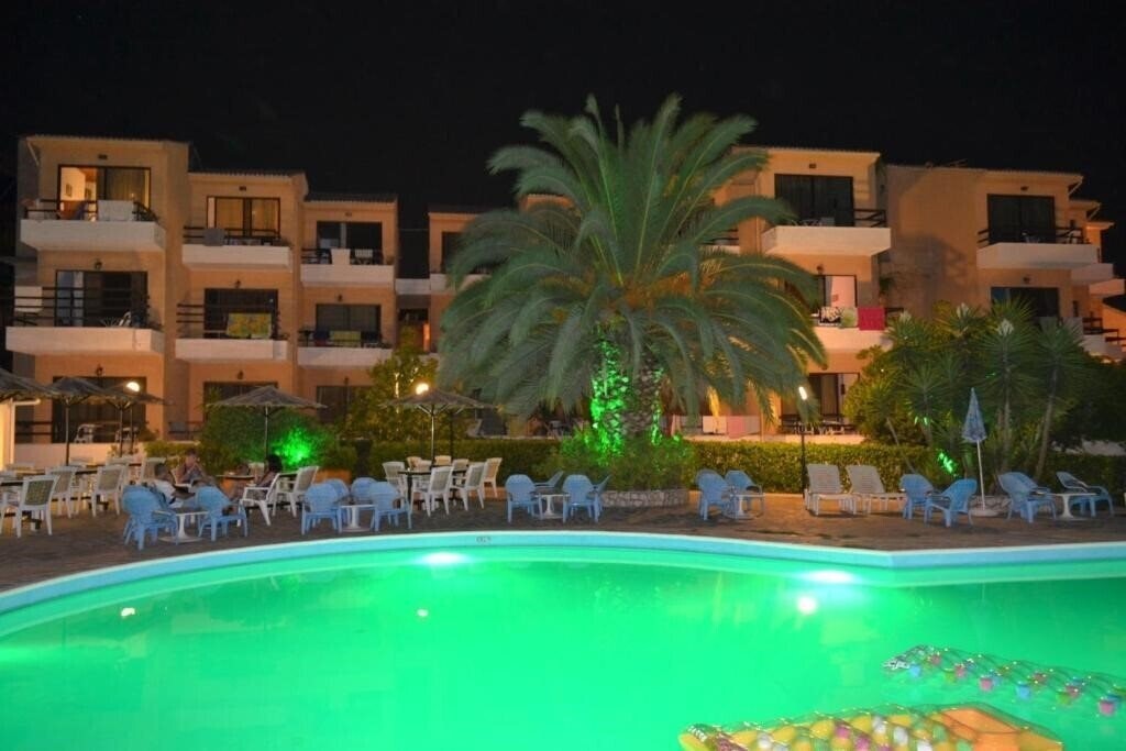 Отель Le Mirage Hotel 3*