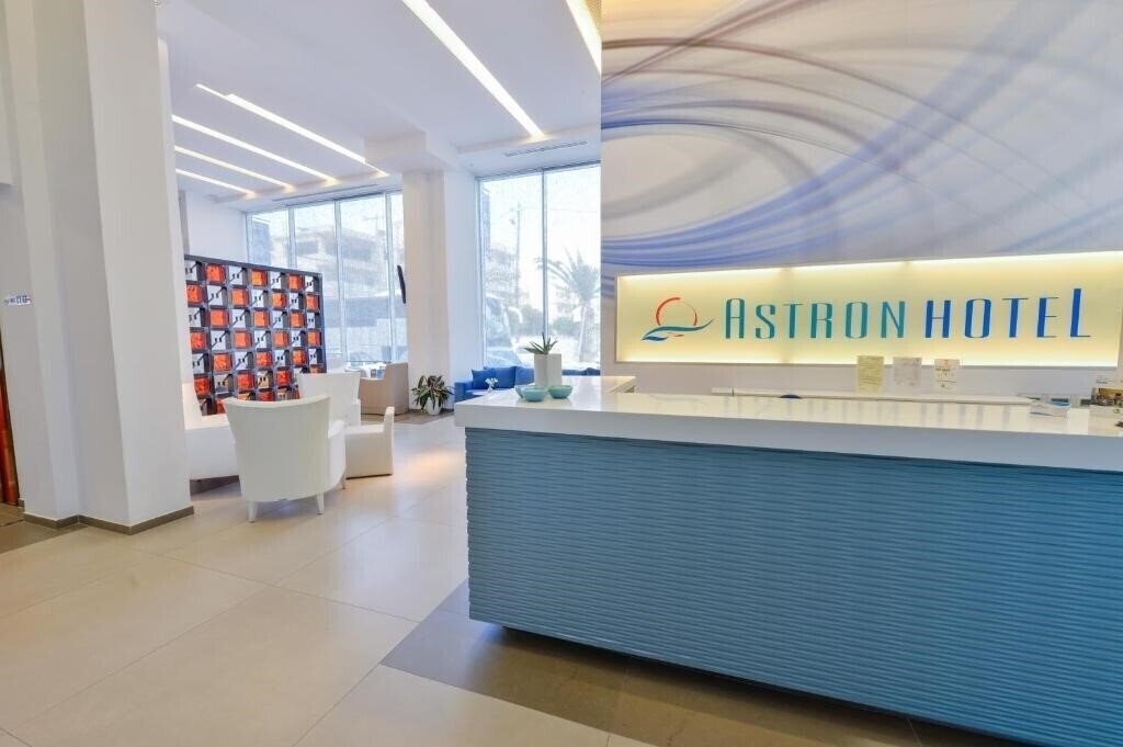 Отель Astron Hotel 3*