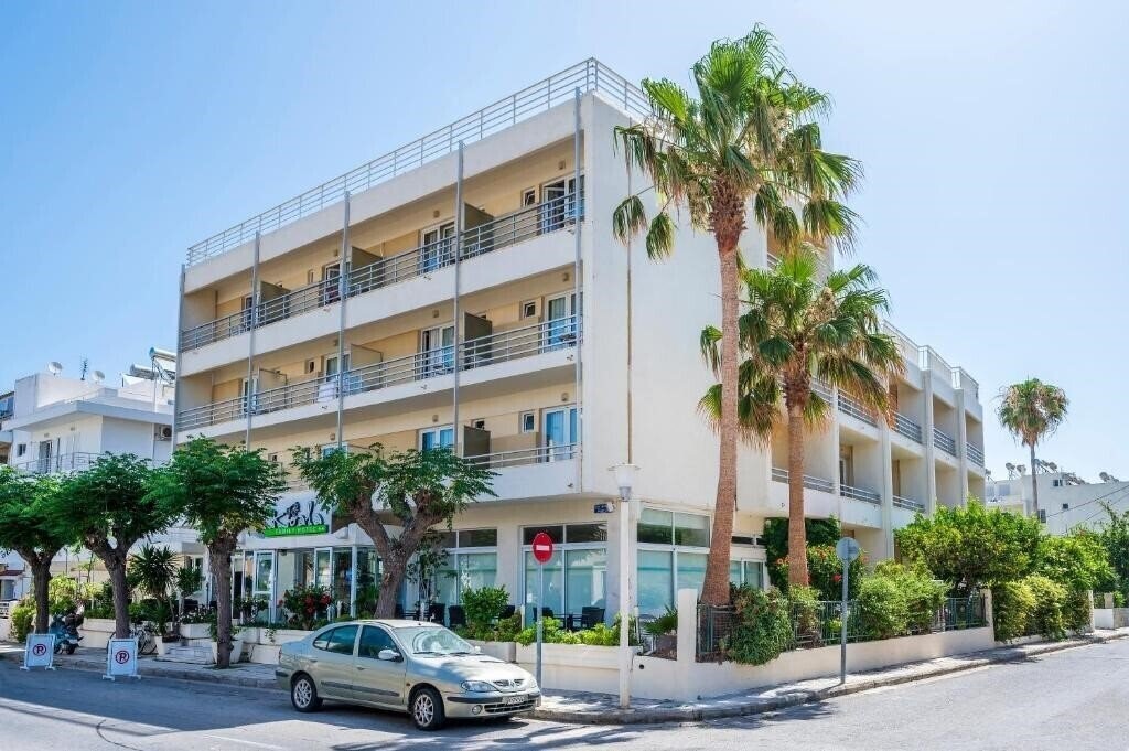 Отель Koala Hotel 2*