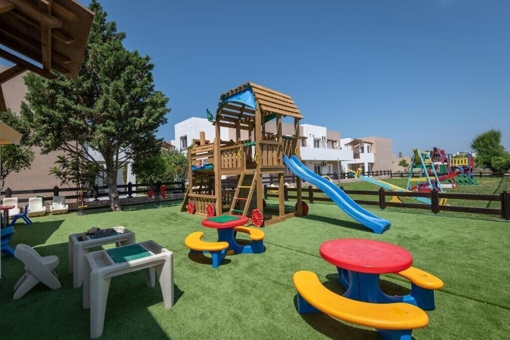 Изображение Gaia Village 3*