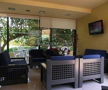 Отель Golden Sand Hotel 3*