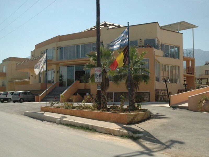 Отель Kavros Garden Hotel 3*