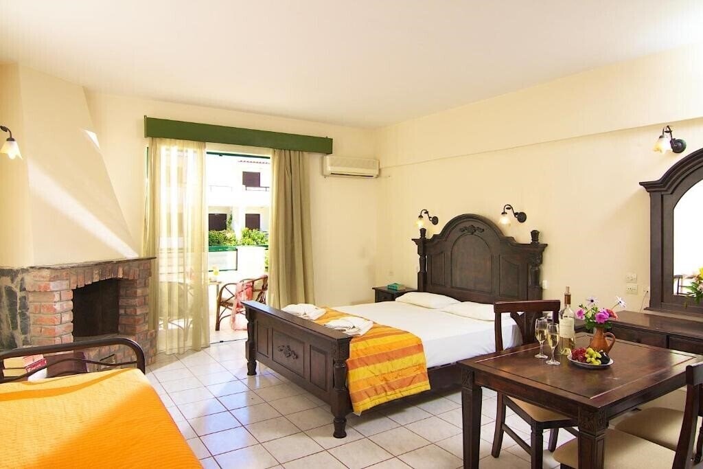 Фото Trefon Apartments 3*