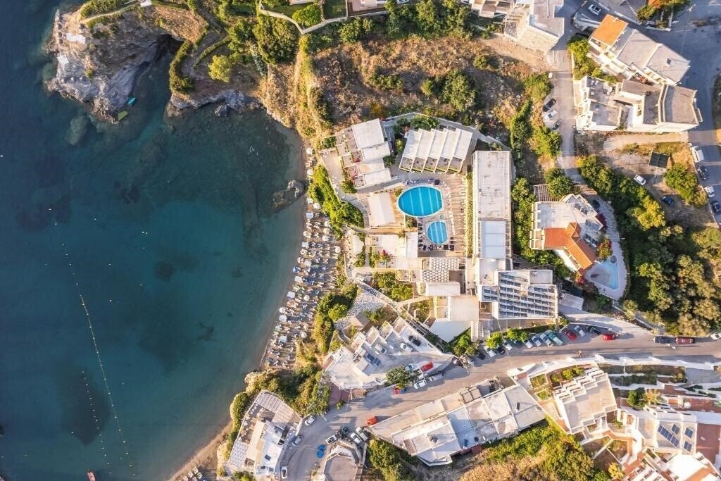 Отель Bali Beach & Sofia Village 3*