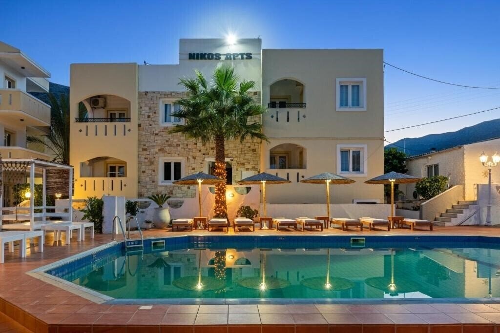 Отель Nikos Apartments 3*