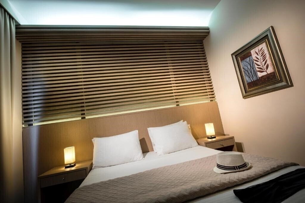 Фото Oasis Beach 4*