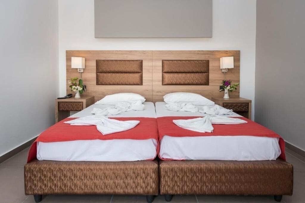 Фото Porto Plazza 3*