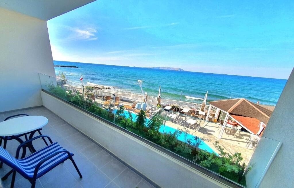 Отель Apartments Sunset Beach 3*