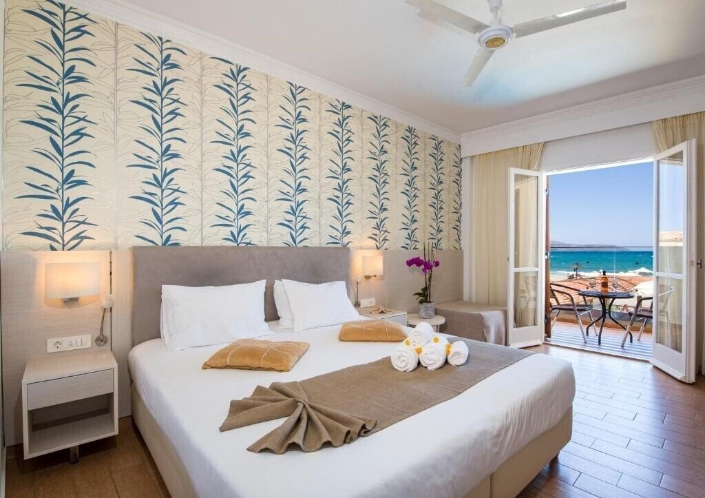 Фото Kalyves Beach 4*