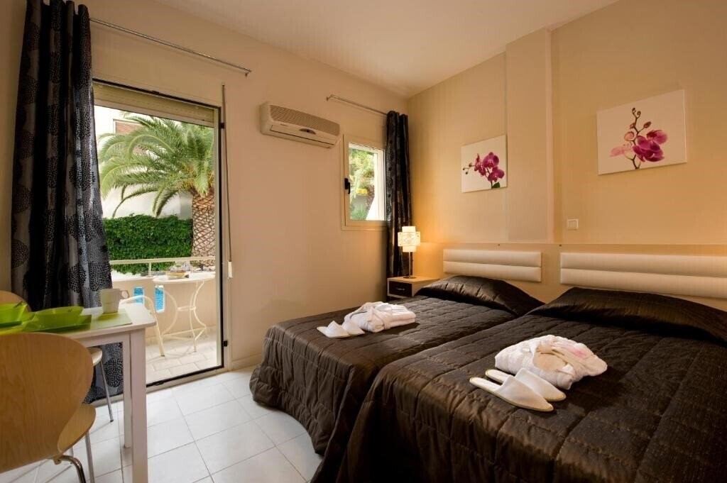 Фотография Axos Hotel Rethymno 3*
