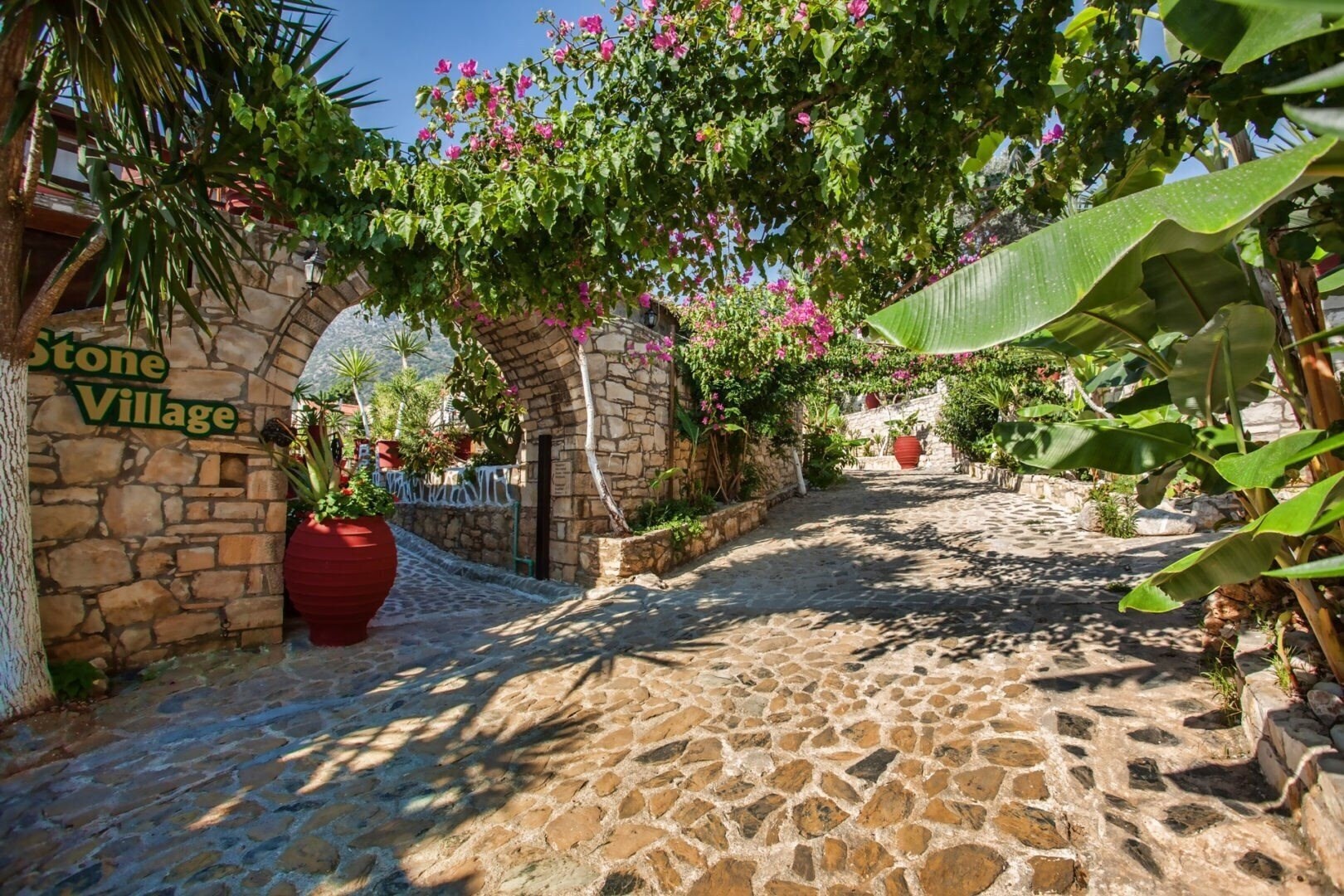 Отель Petrino Horio (Stone Village) 4*