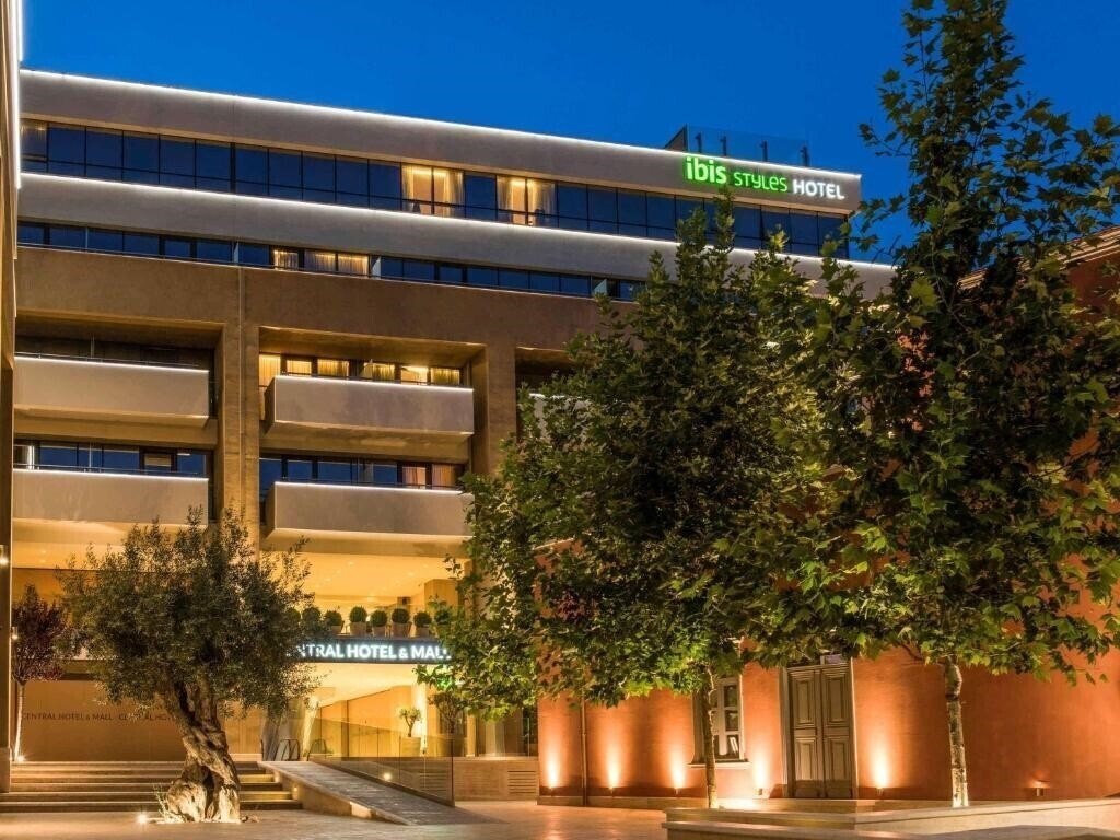 Отель Ibis Style Central Hotel Heraklion 4*