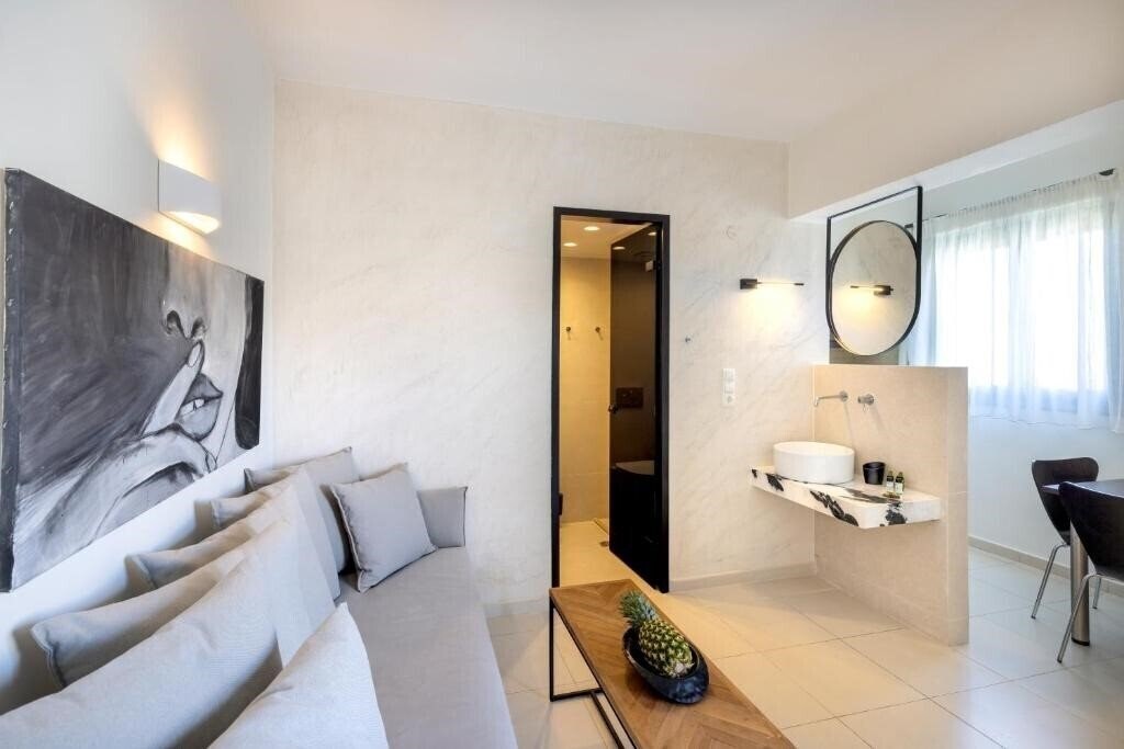 Изображение La Stella Apartments & Suites 4*