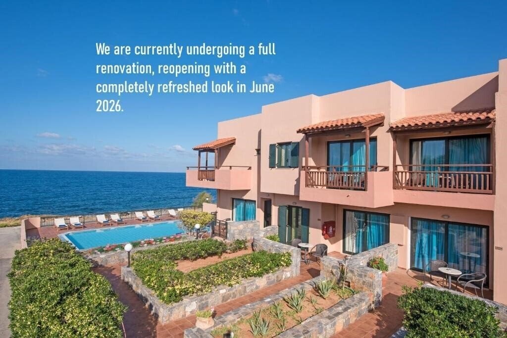 Отель Koutrakis Suites 4*