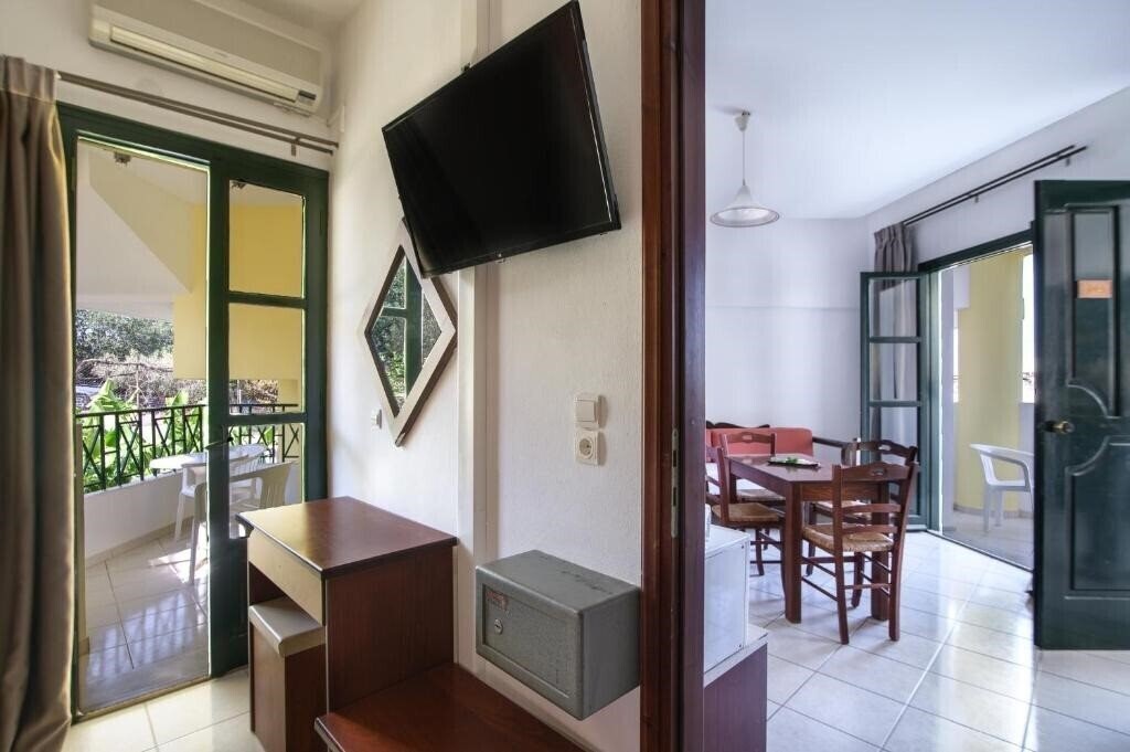 Изображение Ariadni Palace 1*