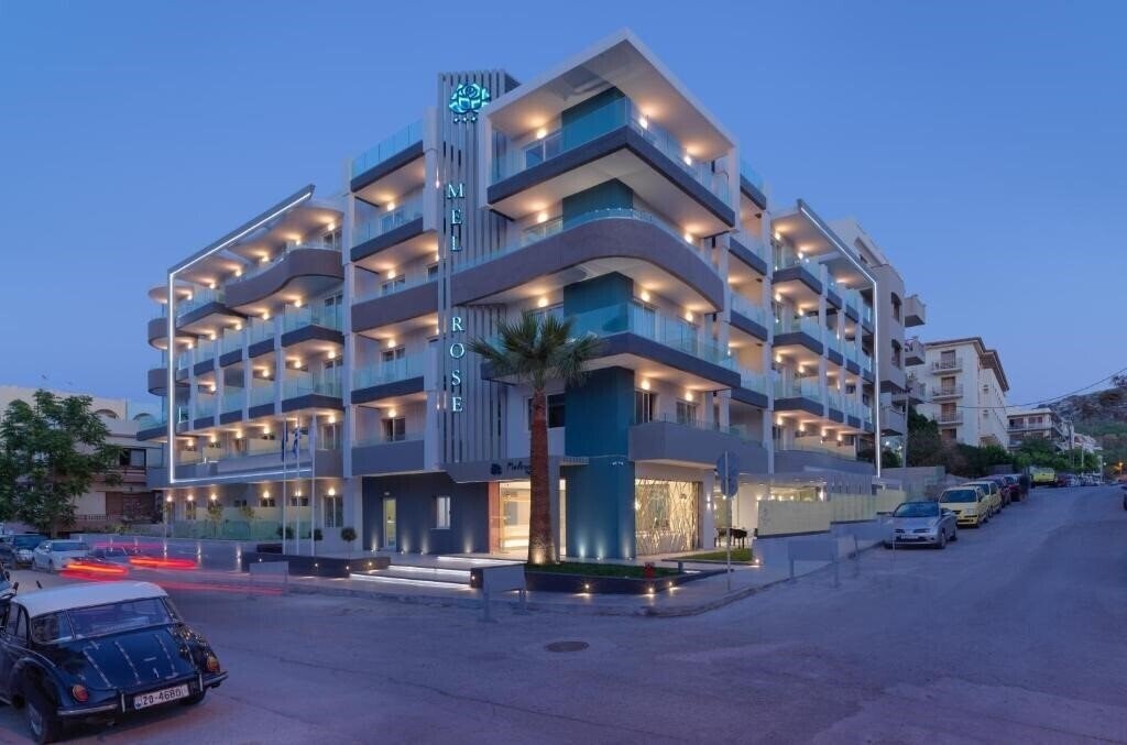 Фото Melrose Hotel 4*