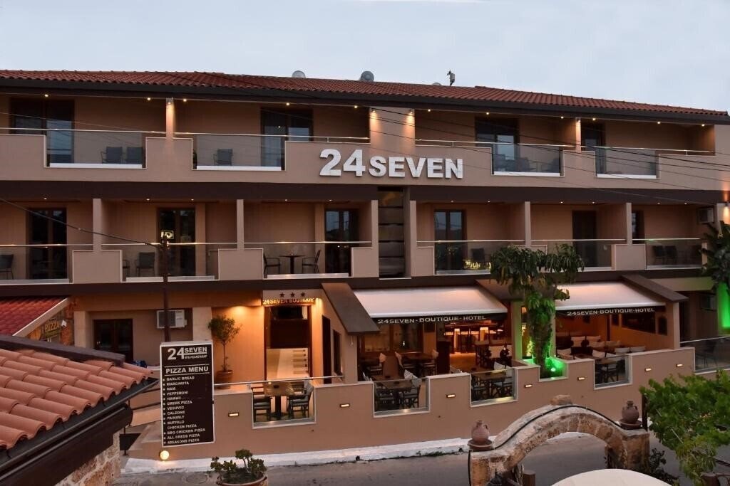 Отель 24 Seven Boutique 2*