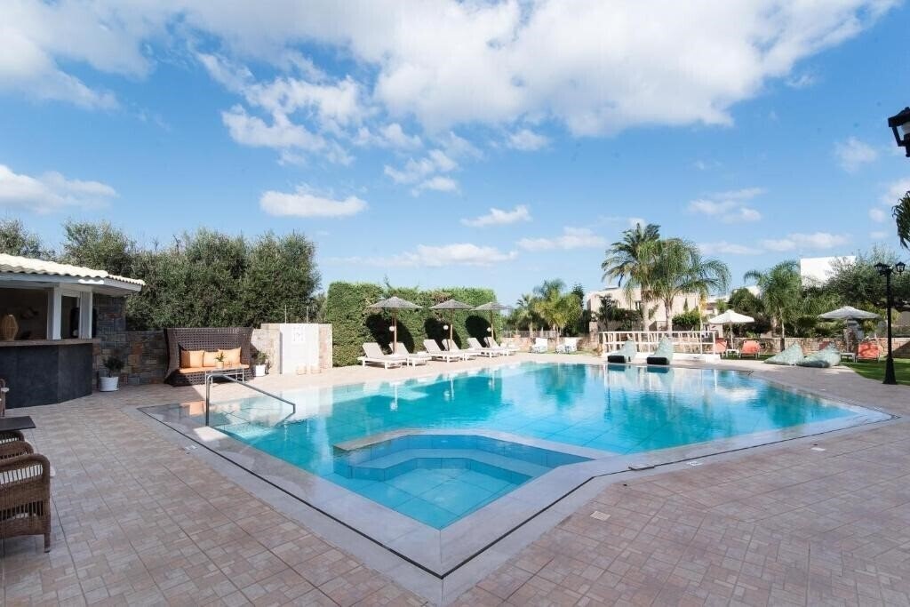 Фотография Mirage Studios 1*