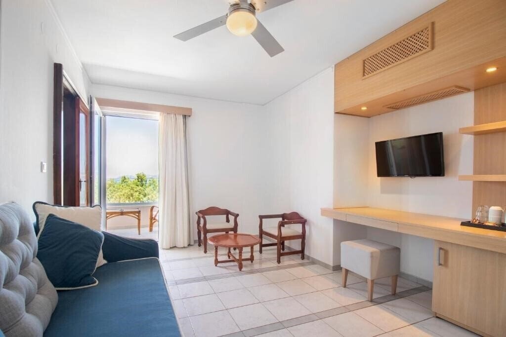 Изображение Pal Beach 2*